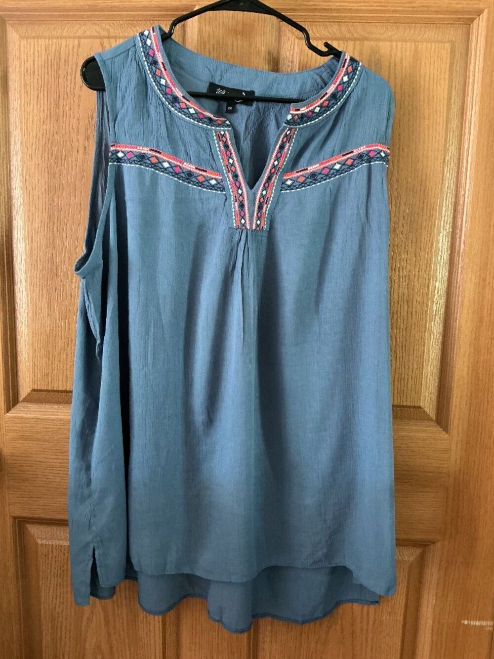 Whispers Sleeveless Blouse
